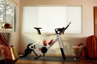 Mit dem Indoor Smart Bike Zwift Ride Radfahren neu erleben