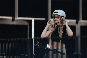 Urbanes Biken im Herbst – und warum Sicherheit jetzt smart sein muss