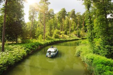 Neue Marke: Locaboat und Nicols vereinen sich zu Riverly