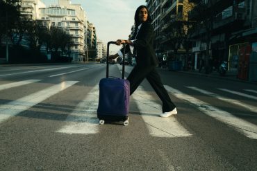 Reisegepäck neu gedacht – EVOCs neue Safe Travels 2.0 Kollektion