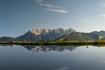 Familienurlaub im ADEA Fieberbrunn: Suite-Komfort trifft Bergsommer